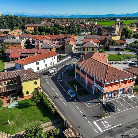 Villa Ambra B&B Siviglia Vermezzo ภายนอก รูปภาพ