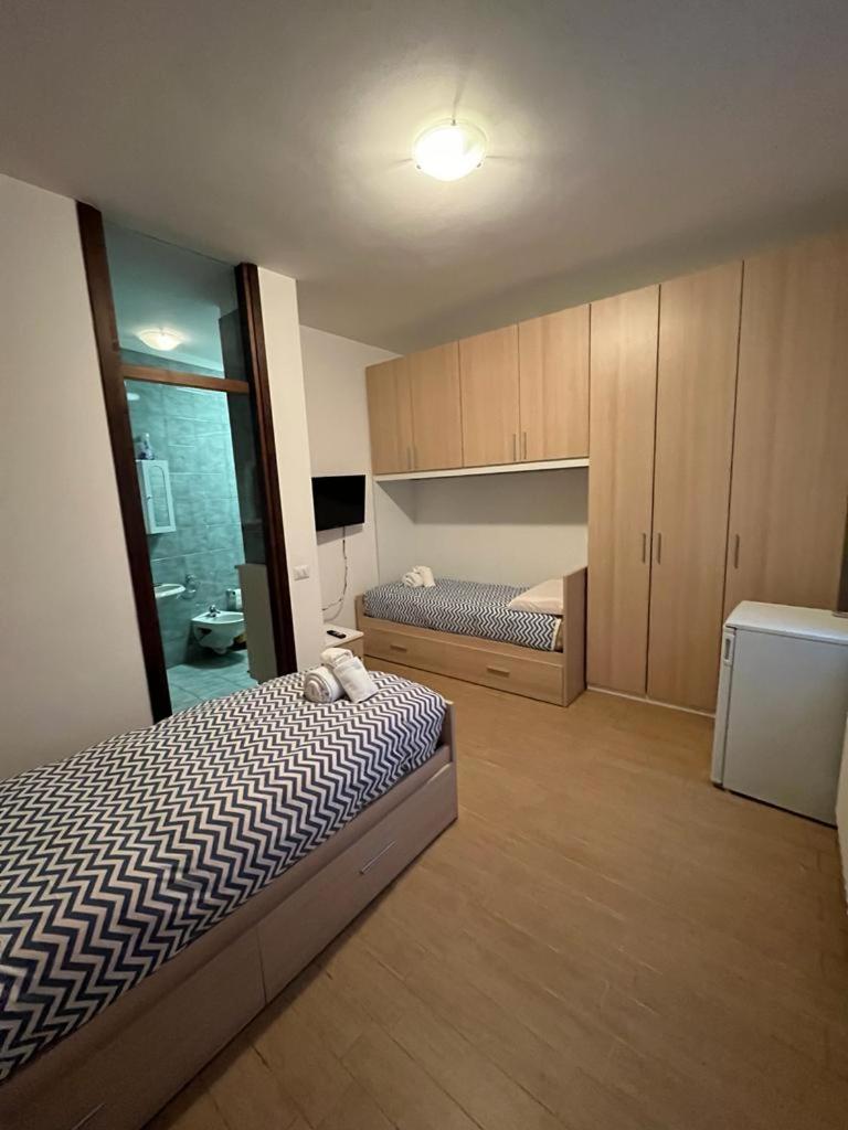 Villa Ambra B&B Siviglia Vermezzo ภายนอก รูปภาพ